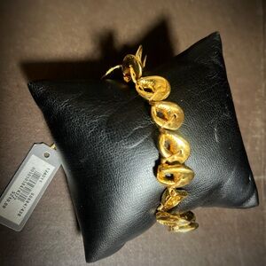 TOHUM Gold Bracelet ( Limited Edition BNY )
